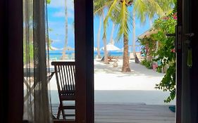 Thulusdhoo Met House